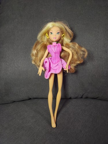 Winx club flora - winx, 2004